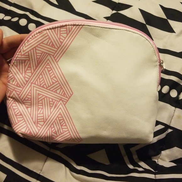 Handbags - Makeup Bag/Travel Bag